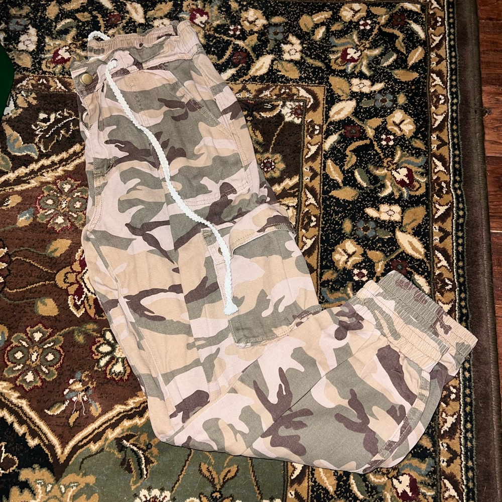 POL Camouflage Cargo Jogger